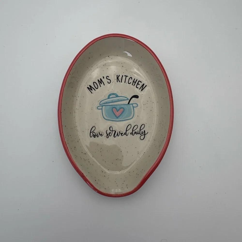 “Mom’s Kitchen love served daily” Spoon Rest